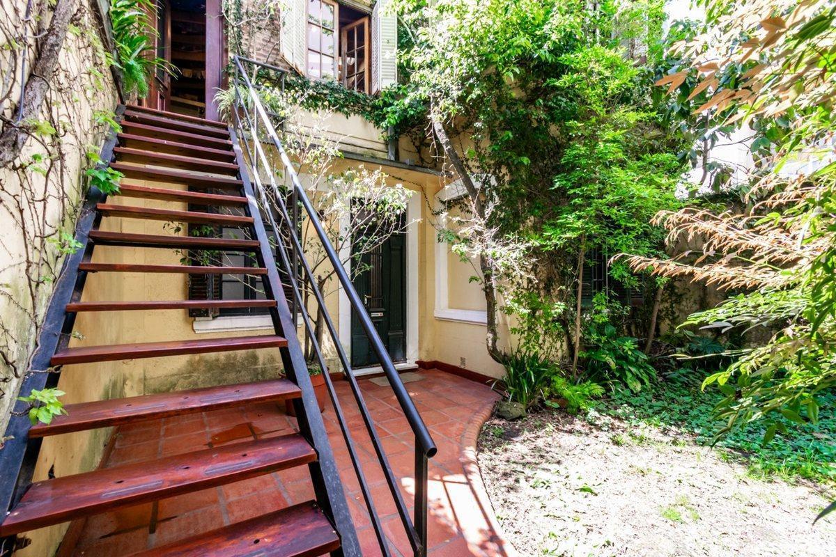 Venta PH Núñez Casa y Gran espacio Independiente.