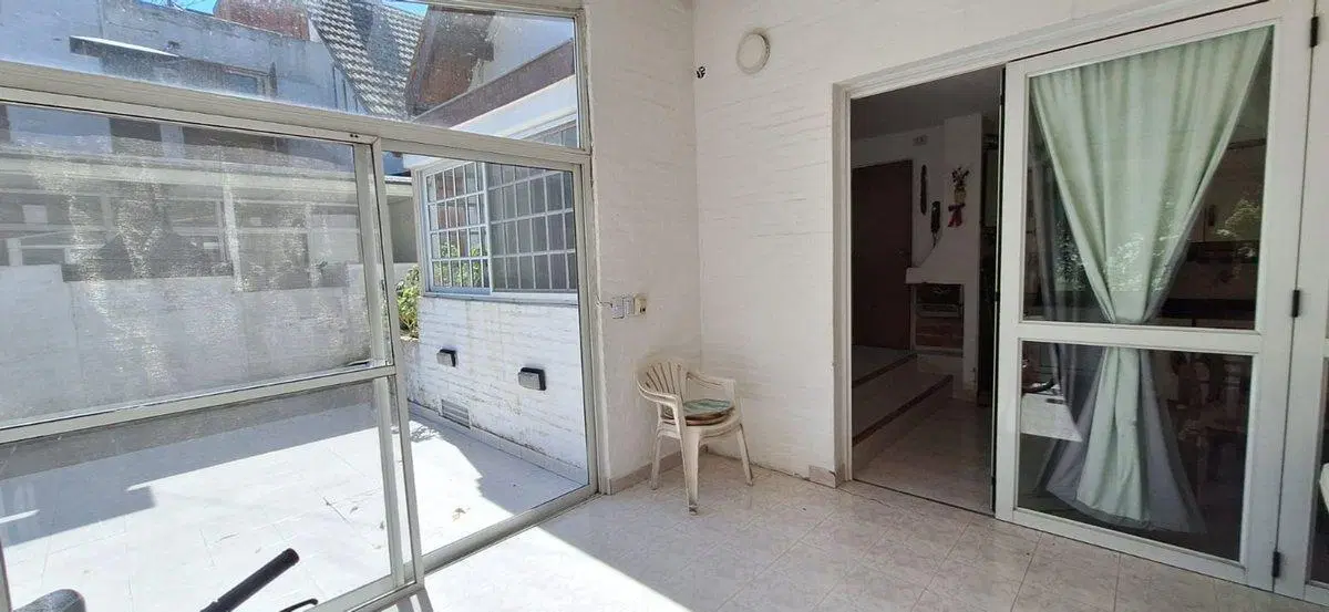 VENTA MONTE GRANDE DUPLEX 4 AMB.  EN COUNTRY 4
