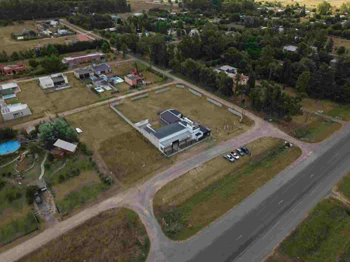 LOCAL EN VENTA SAN MIGUEL DEL MONTE 2