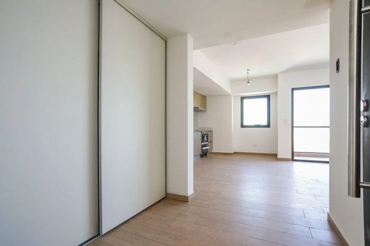 MONOAMBIENTE VENTA CABALLITO LUMINOSO AMPLIO 2