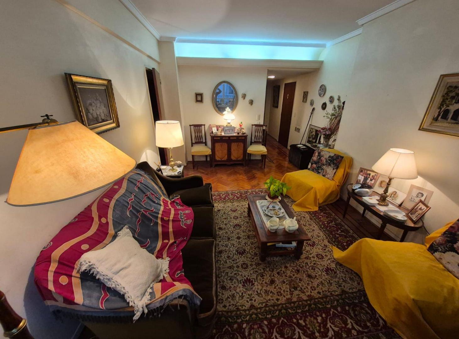 VENTA DEPARTAMENTO 4 AMB RETIRO CON DEPENDENCIA