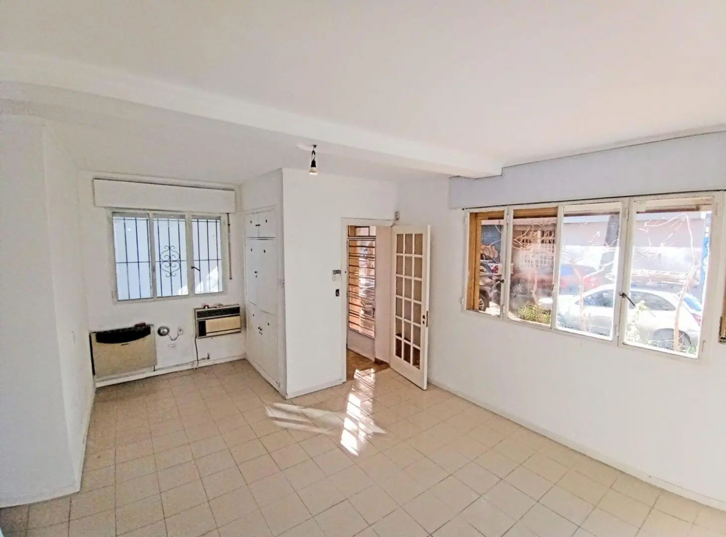 VENTA CASA 7 AMBIENTES EN LA PLATA COCHERA TERRAZA 2