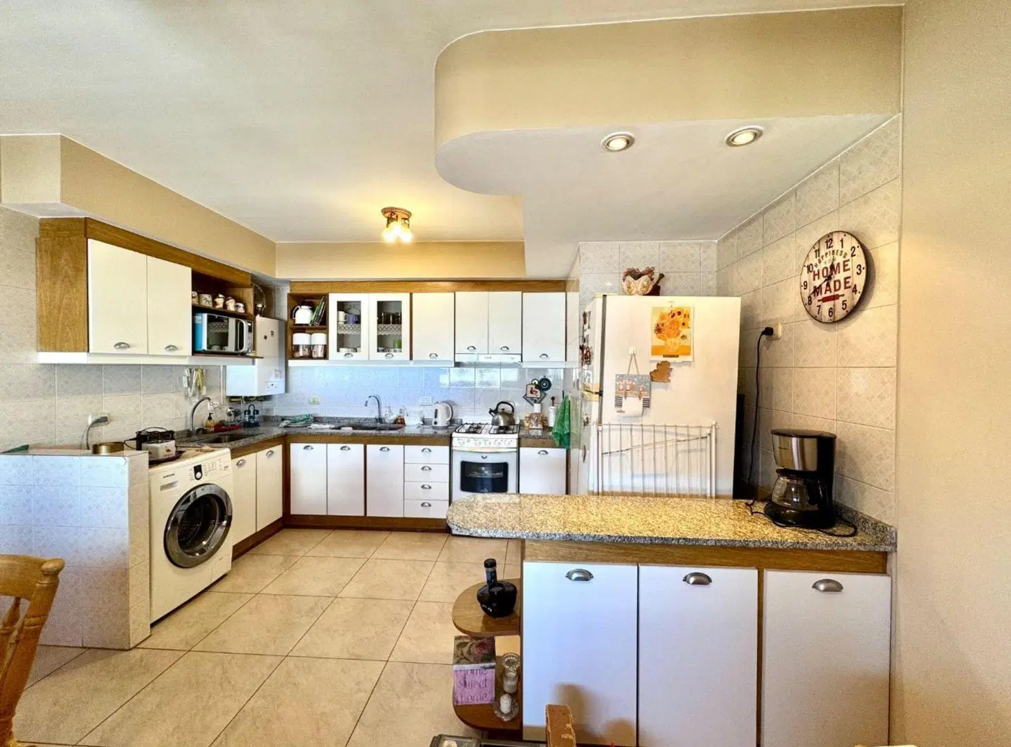 RAMOS MEJÍA CENTRO, VENTA 4 AMB. AMPLIO 2
