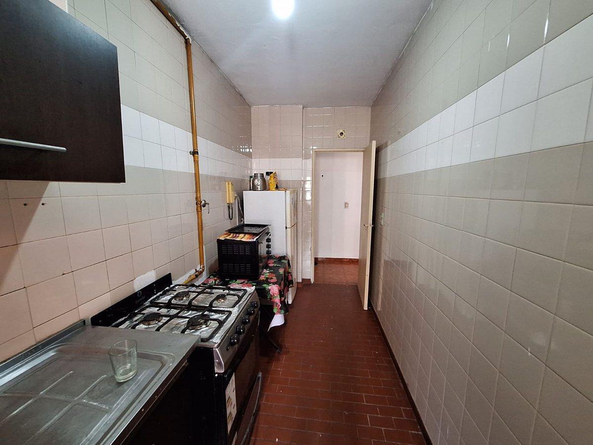 Foto de VENTA DEPARTAMENTO 4 AMB FLORES, imagen 1