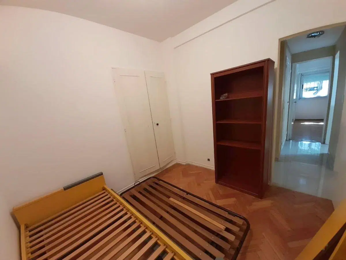 Venta Depto 4 ambientes patio y balcón Balvanera 2