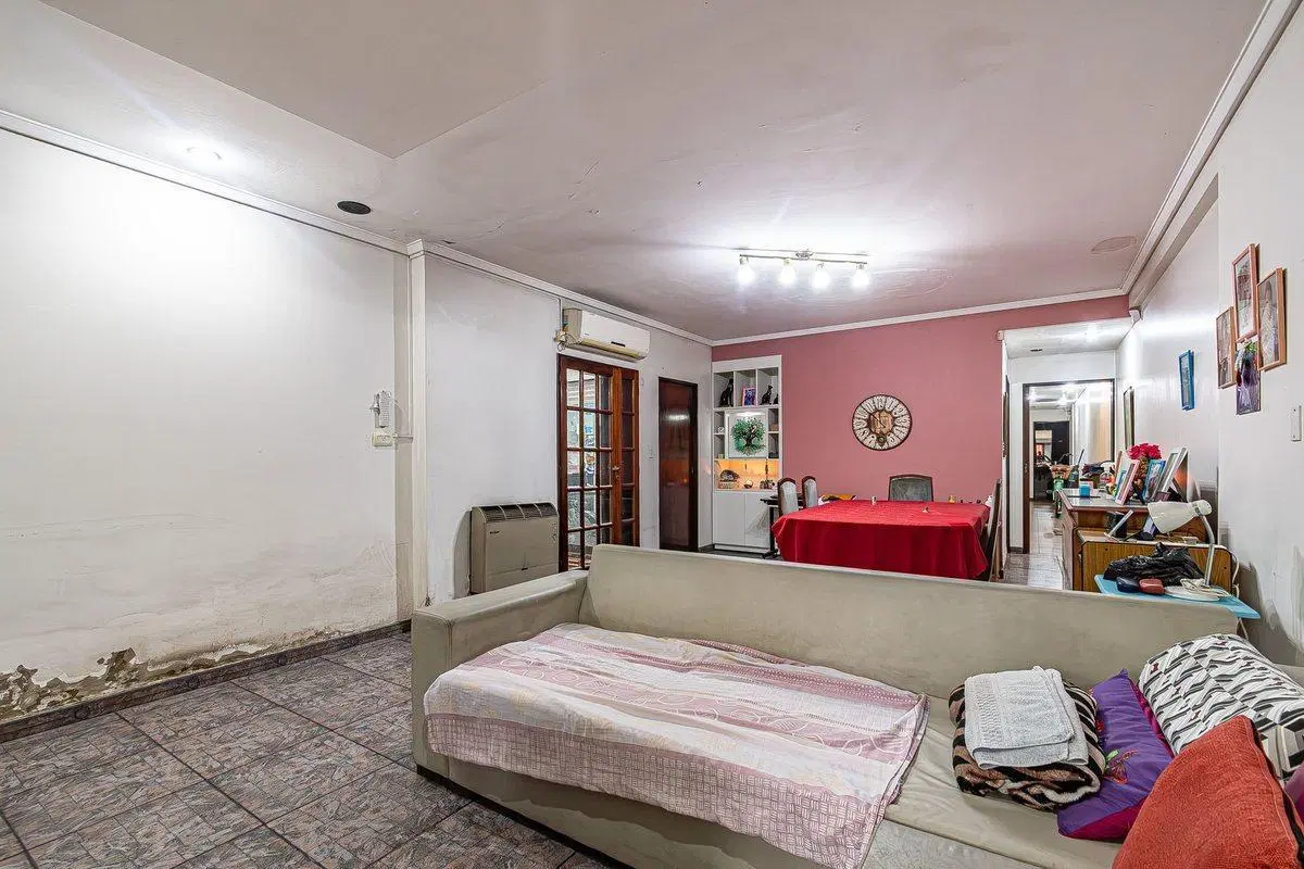 VENTA CASA 5 AMB CON TERRAZA Y COCHERA EN BARRACAS 5