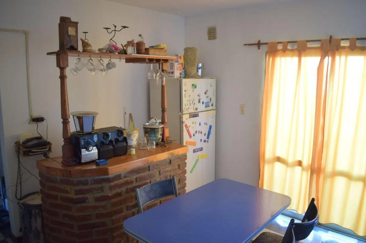 CASA EN VENTA SAN MIGUEL DEL MONTE 4 AMBIENTES 3