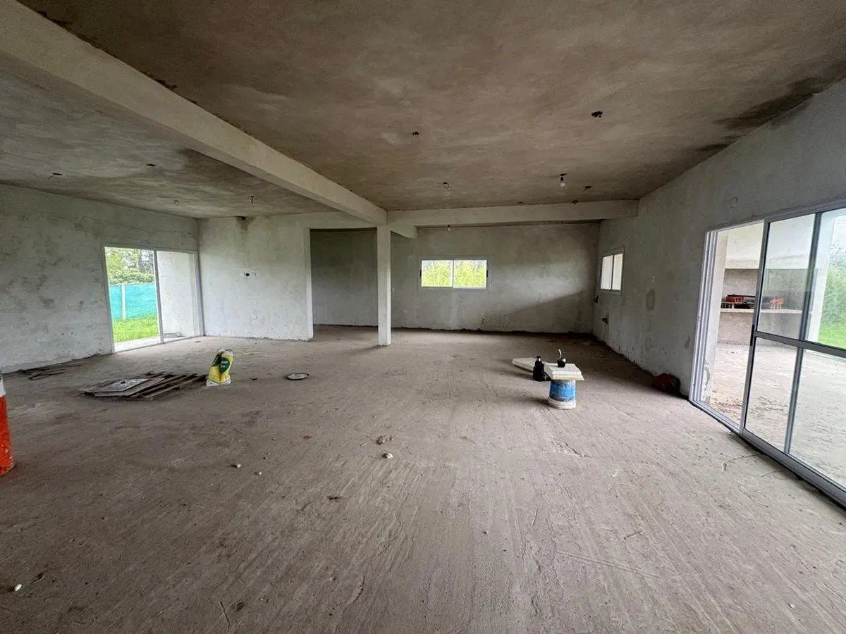 LOMAS DE PETION - CASA A TERMINAR LOTE 1700 M2 3