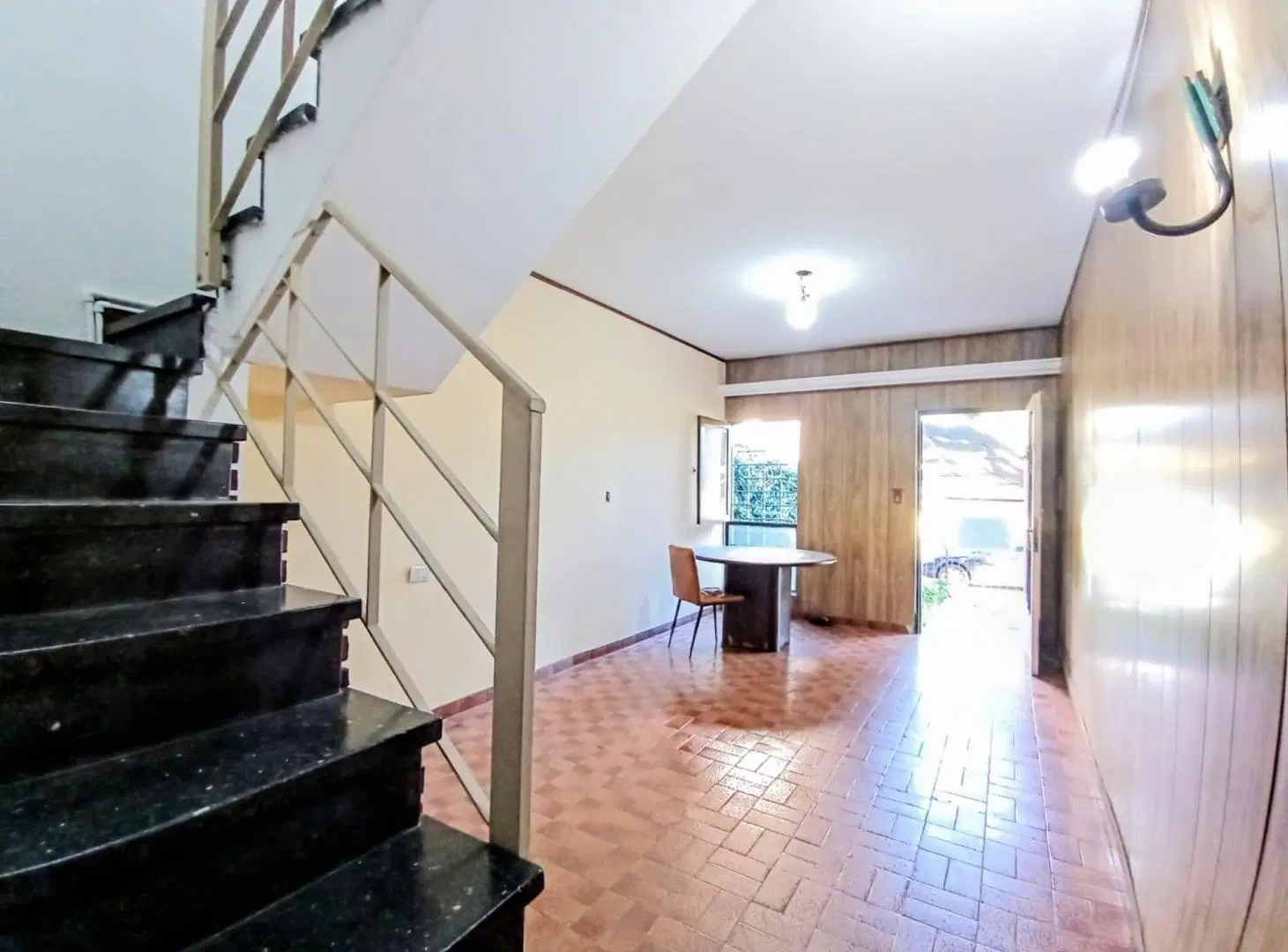 VENTA DEPARTAMENTO DUPLEX 3 AMB EN WILDE COCHERA 4