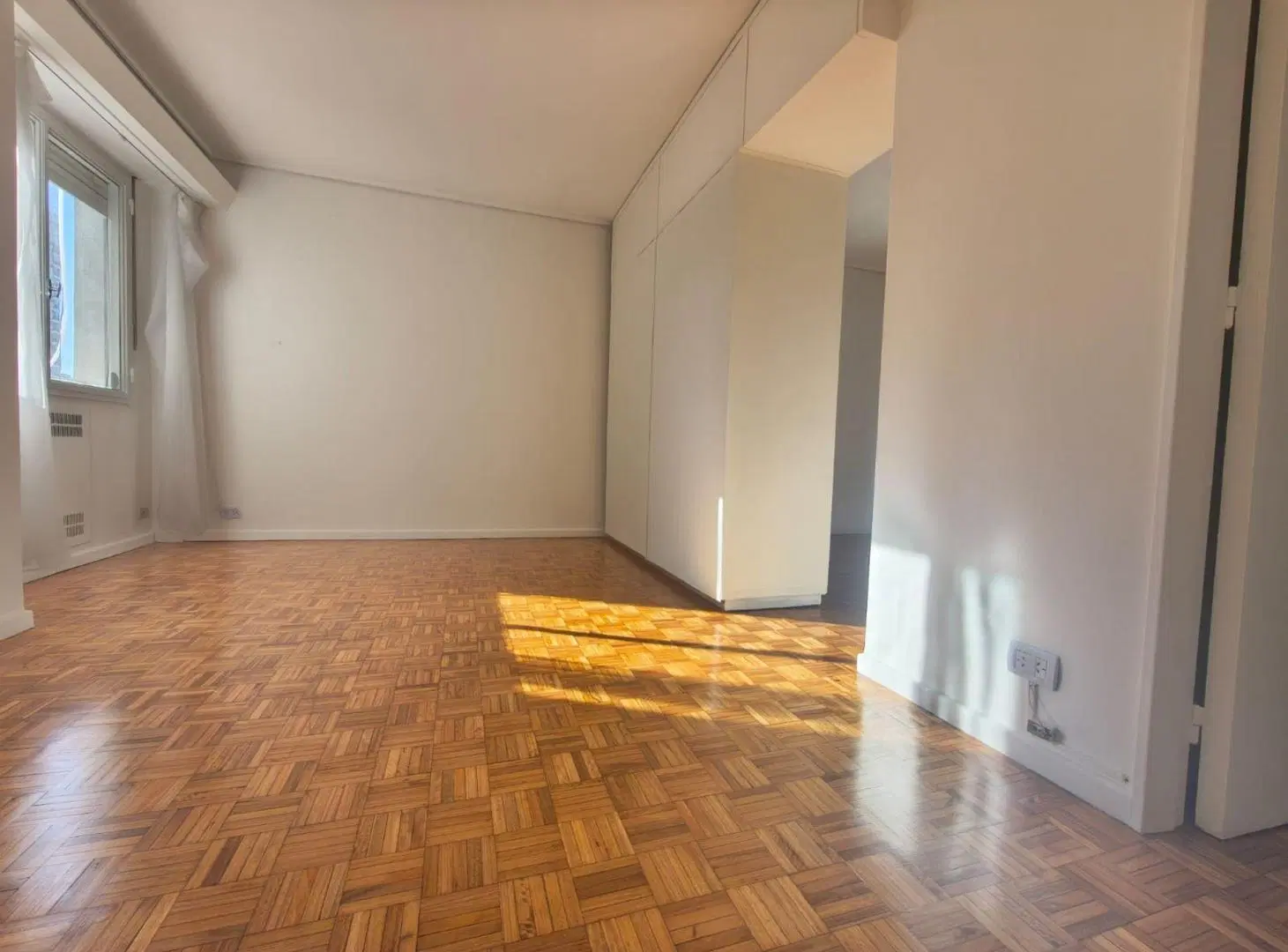VENTA DEPTO 2 AMBIENTES BARRIO NORTE AMPLIO 5