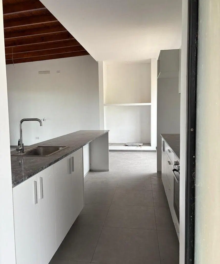 CASA EN VENTA A ESTRENAR LA FEDERALA, LOBOS 3