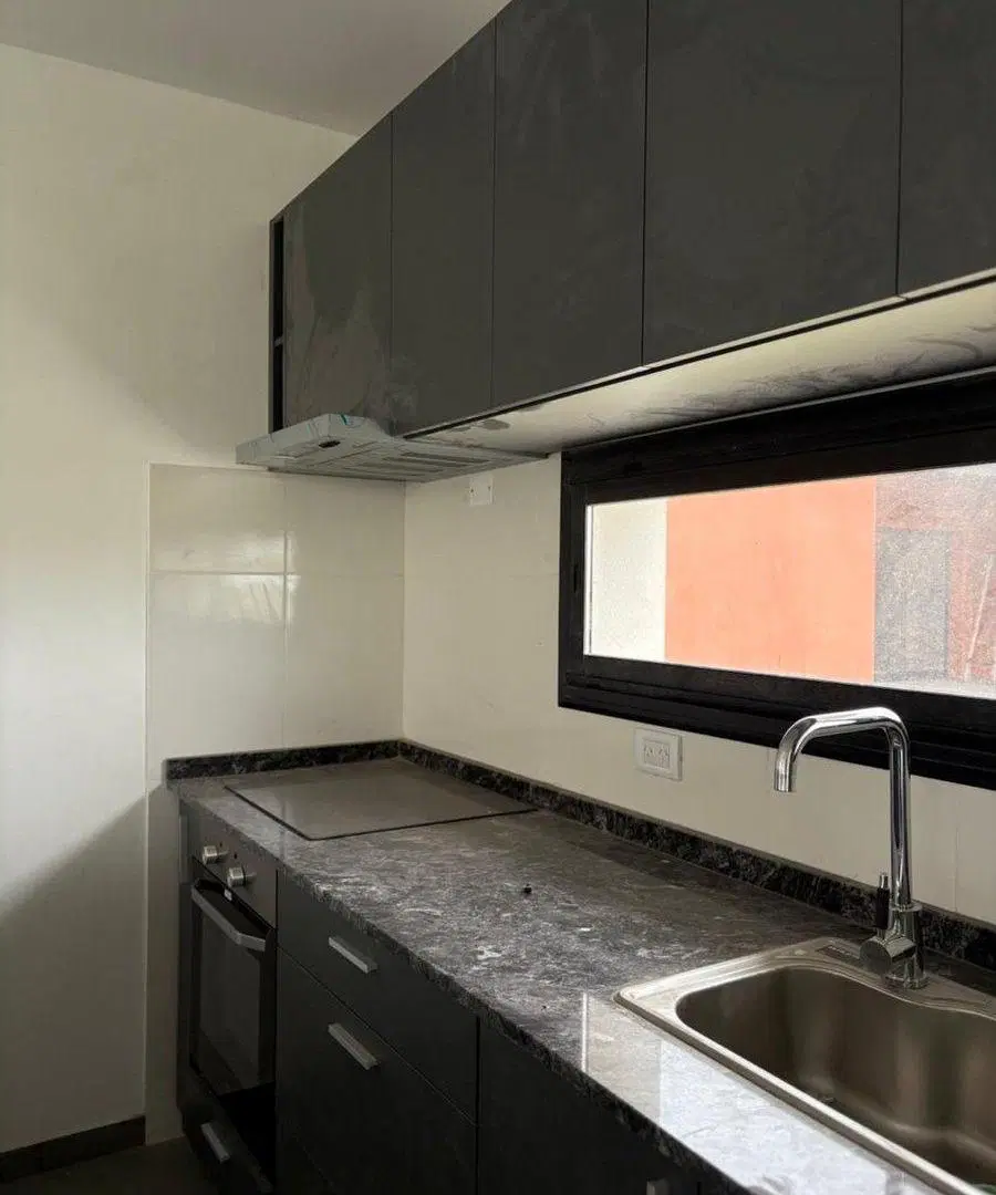 CASA EN VENTA A ESTRENAR LA FEDERALA, LOBOS 3