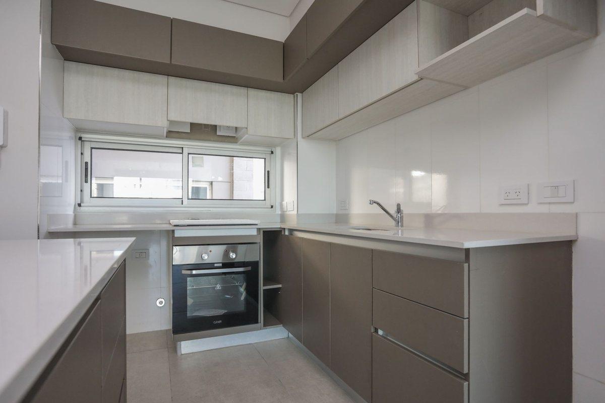 Foto de VENTA DEPARTAMENTO 3 AMBIENTES EN PARQUE CHACABUCO, imagen 1