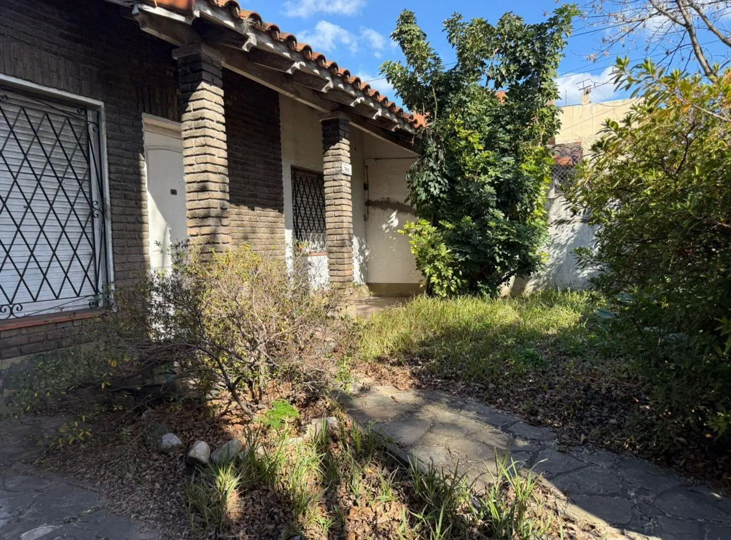 VENTA CASA 3 AMBIENTES SAN ISIDRO A RECICLAR 4