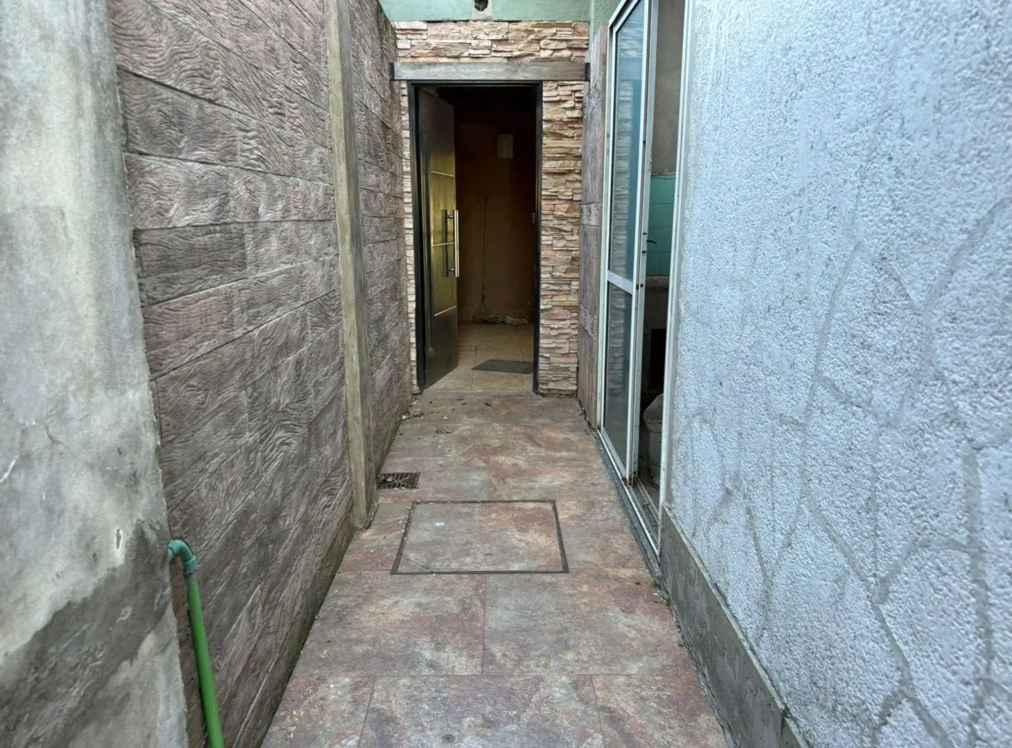 VENTA CASA 3 AMBIENTES SAN ISIDRO A RECICLAR 8