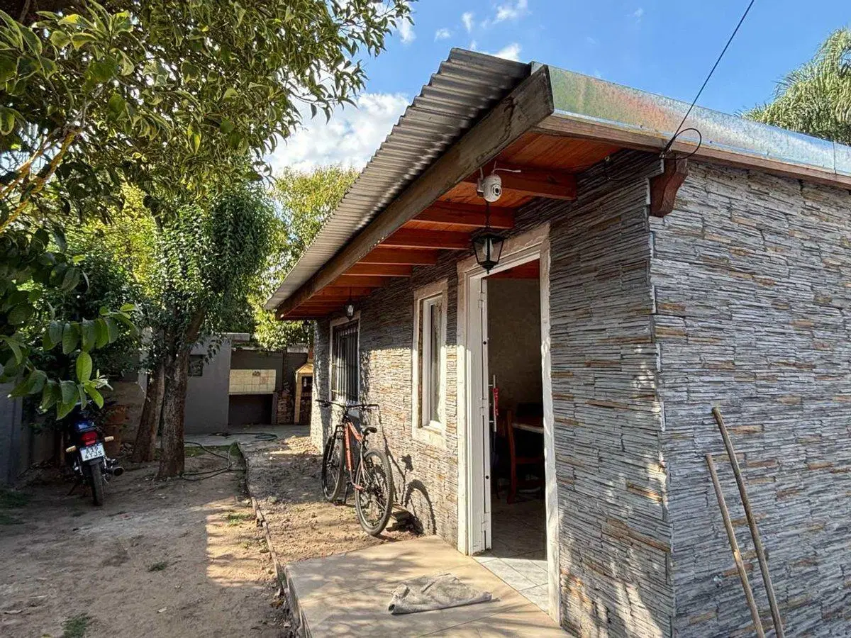 VTA LOTE 2 CASAS 2 AMB C/CASA ESCOBAR JARDIN 4