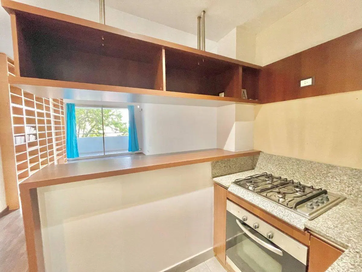 VENTA MONOAMBIENTE BAJO BELGRANO BALCON 5
