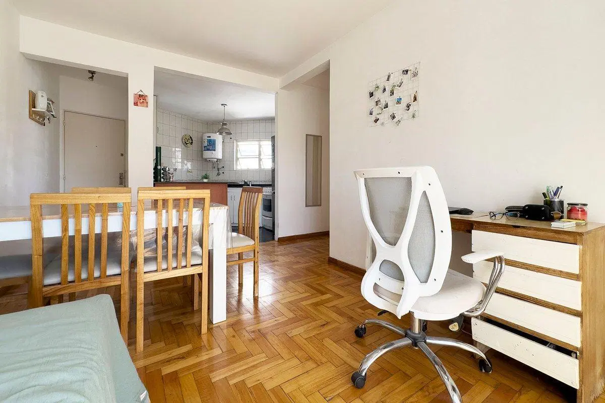 VENTA 2 AMB Ramos Mejía Centro con Balcón  Renta 4