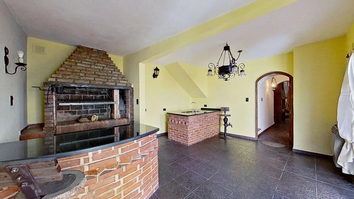 VENTA CHALET 3 AMBIENTES EZEIZA COCHERA PARRILLA 1