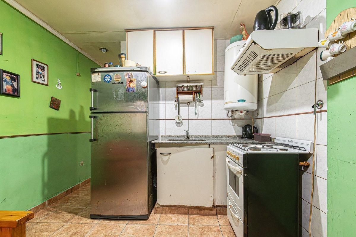 Foto de VENTA PH 2 AMBIENTES EN CIUDADELA CON TERRAZA, imagen 3