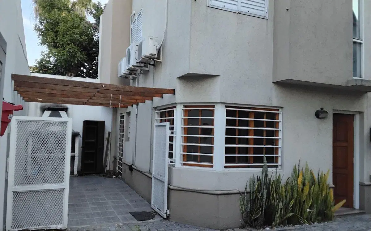 VENTA V.SARMIENTO DUPLEX 3 AMB COCHERA APTO CRED 3