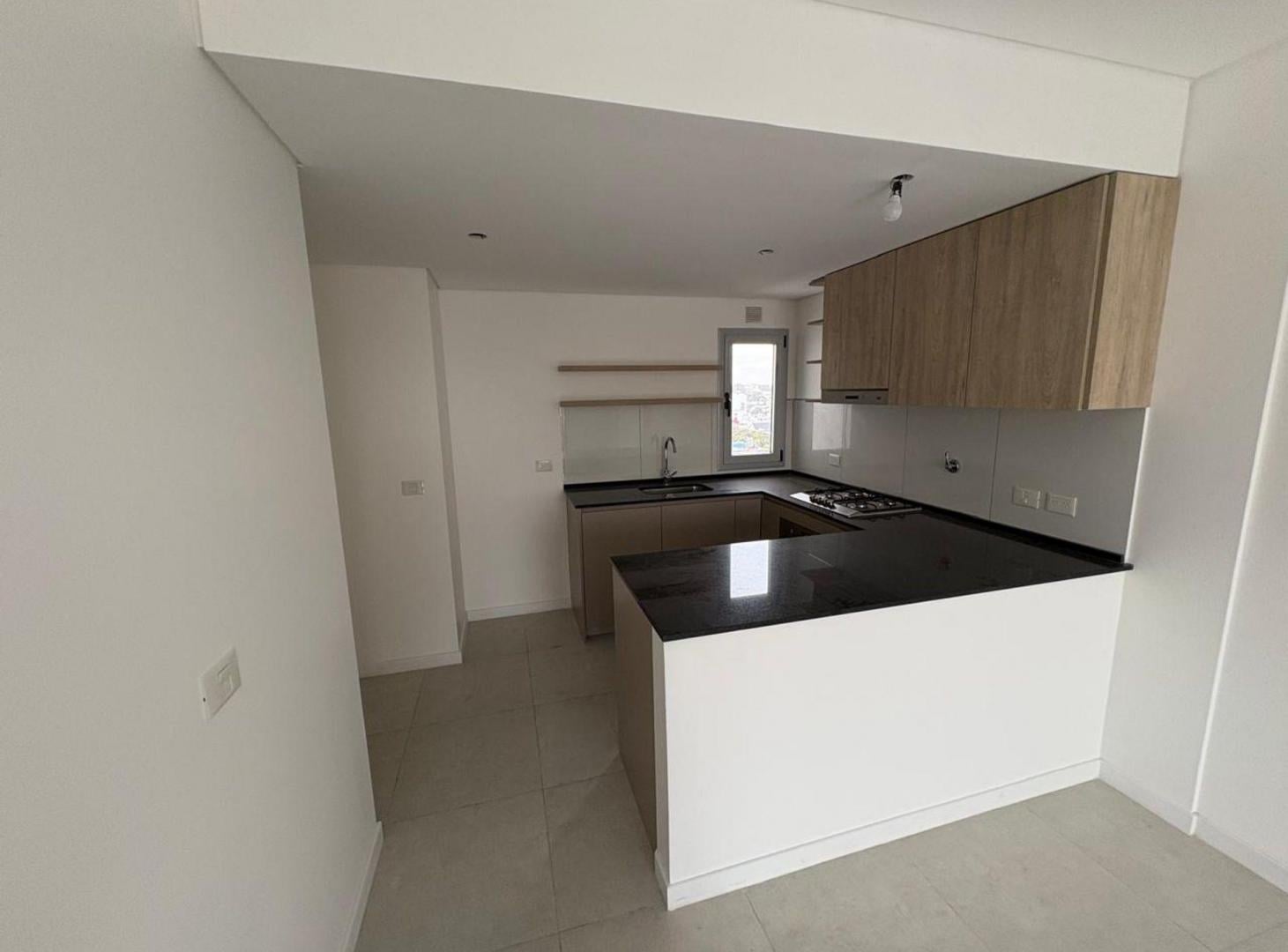 Foto de VENTA DEPARTAMENTO 3 AMB MATADEROS CON PARRILLA, imagen 4