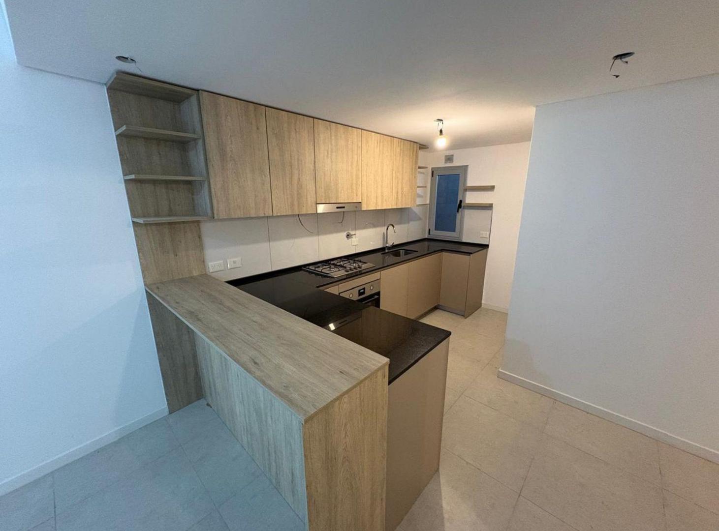 Foto de VENTA DEPARTAMENTO 3 AMB MATADEROS CON PARRILLA, imagen 5