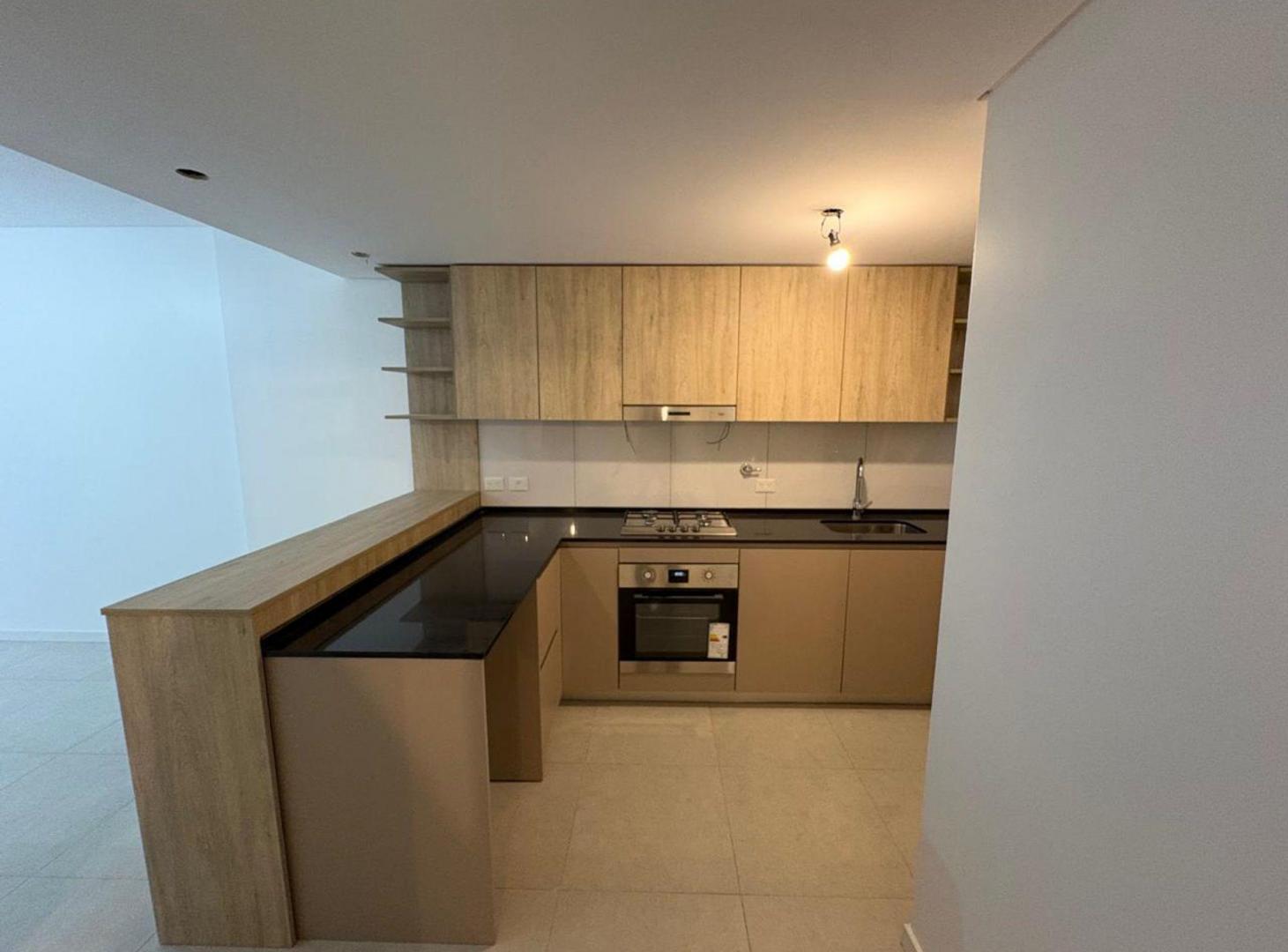 Foto de VENTA DEPARTAMENTO 3 AMB MATADEROS CON PARRILLA, imagen 4