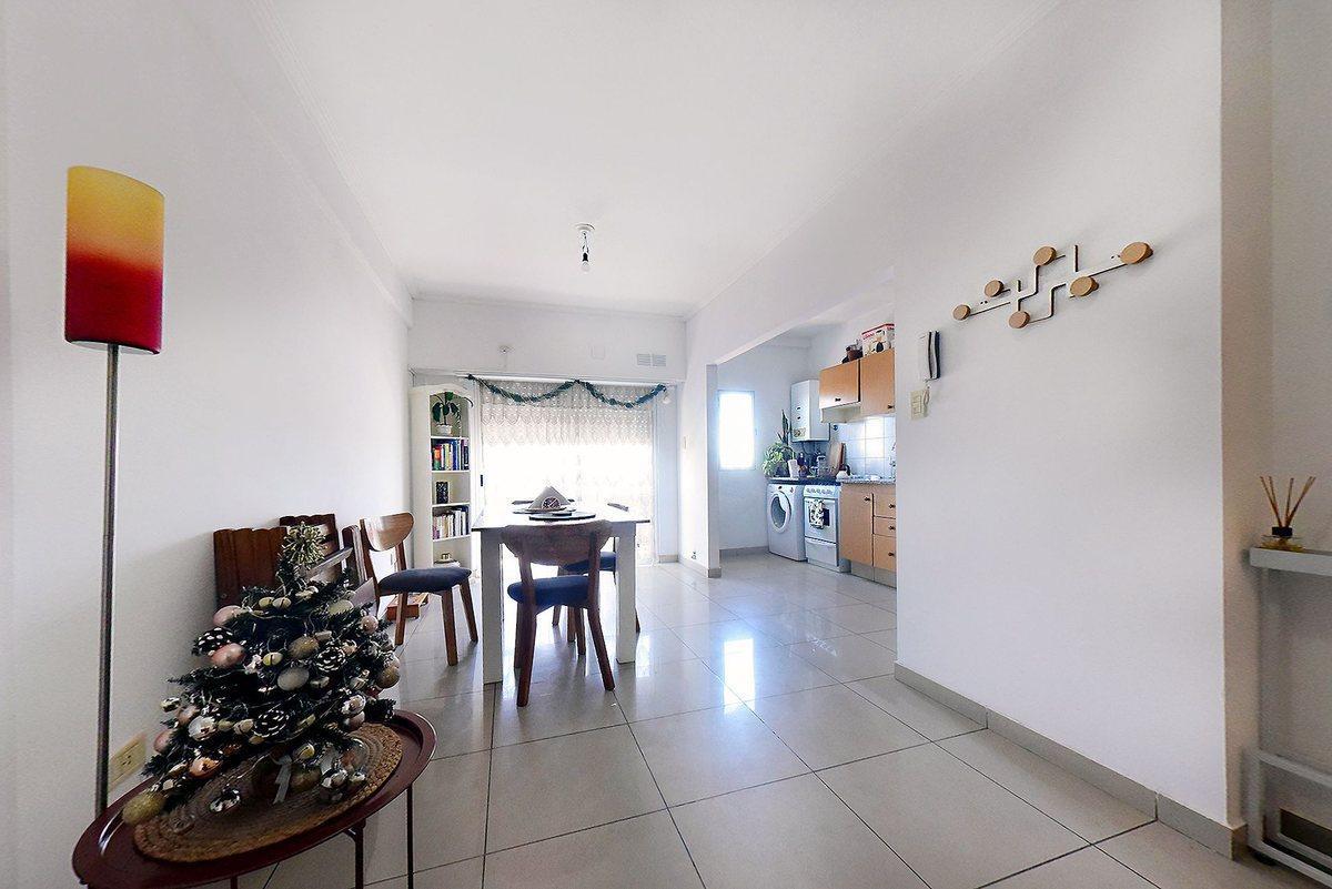 Foto de VENTA DEPTO 3 AMBIENTES EN WILDE APTO CREDITO, imagen 3