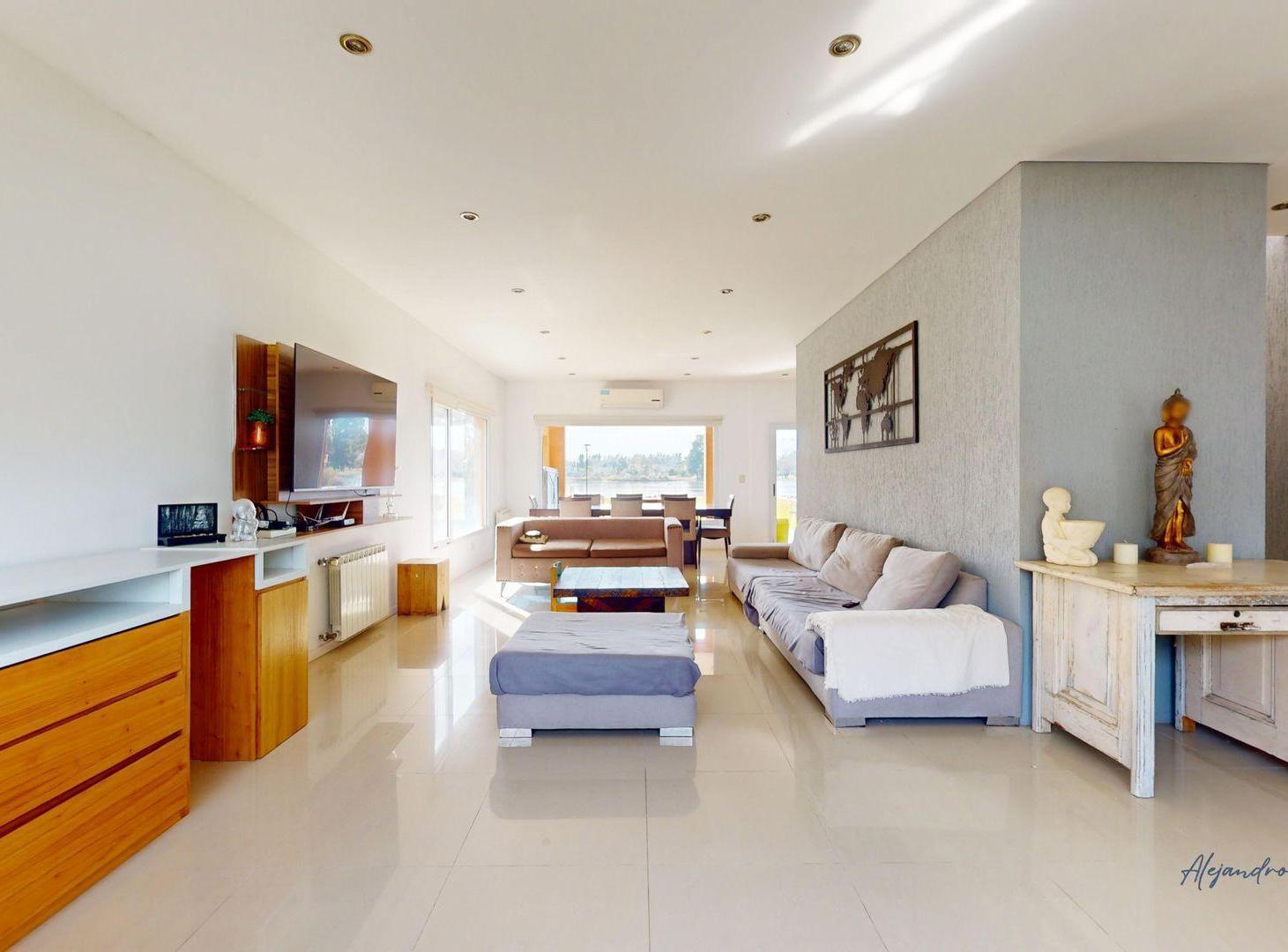 Foto de VENTA CASA 6 AMBIENTES EN EL LAUQUEN SAN VICENTE, imagen 2
