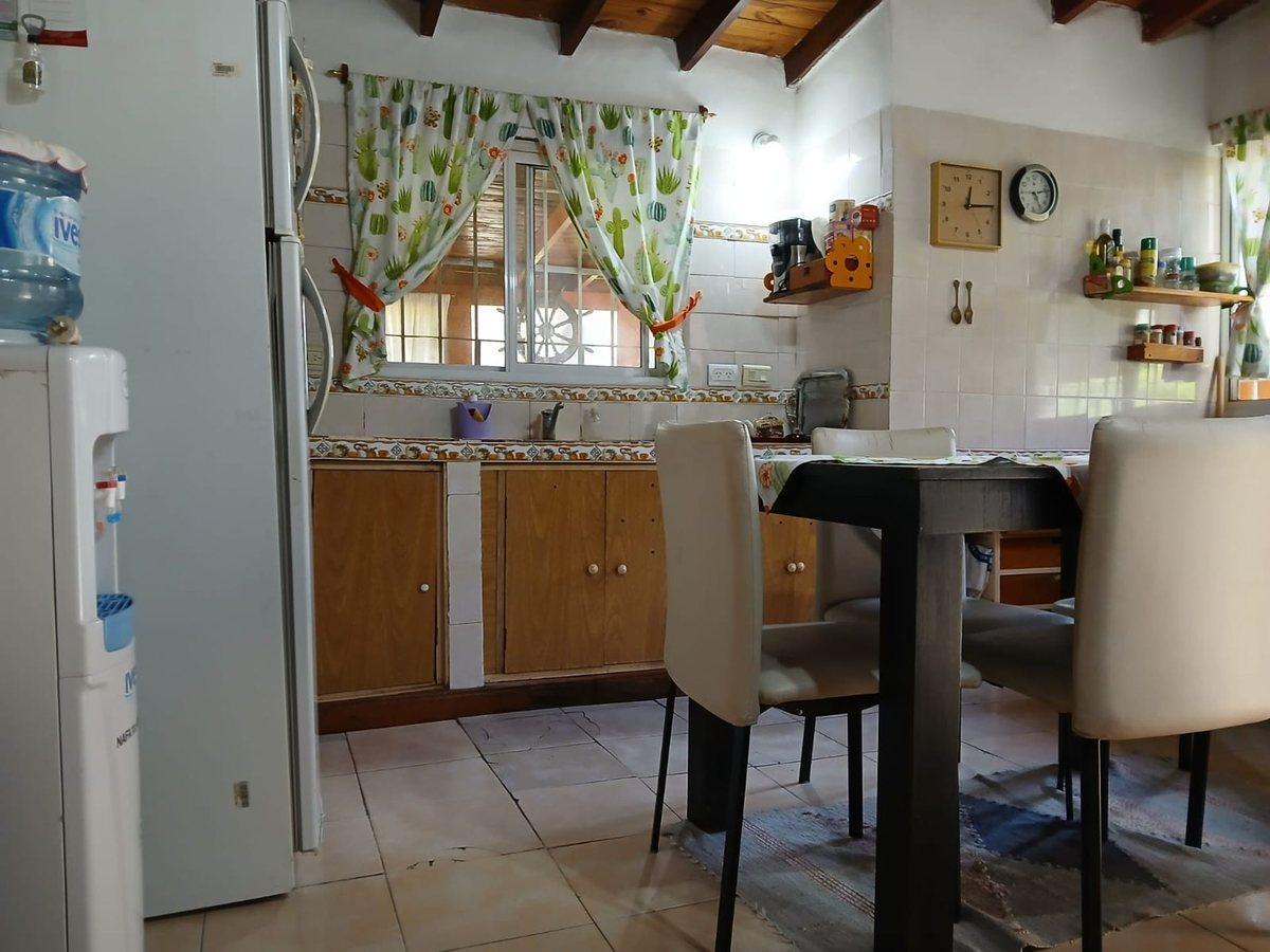 Foto de VENTA CASA QUINTA PARQUIZADA EN SAN VICENTE, imagen 3