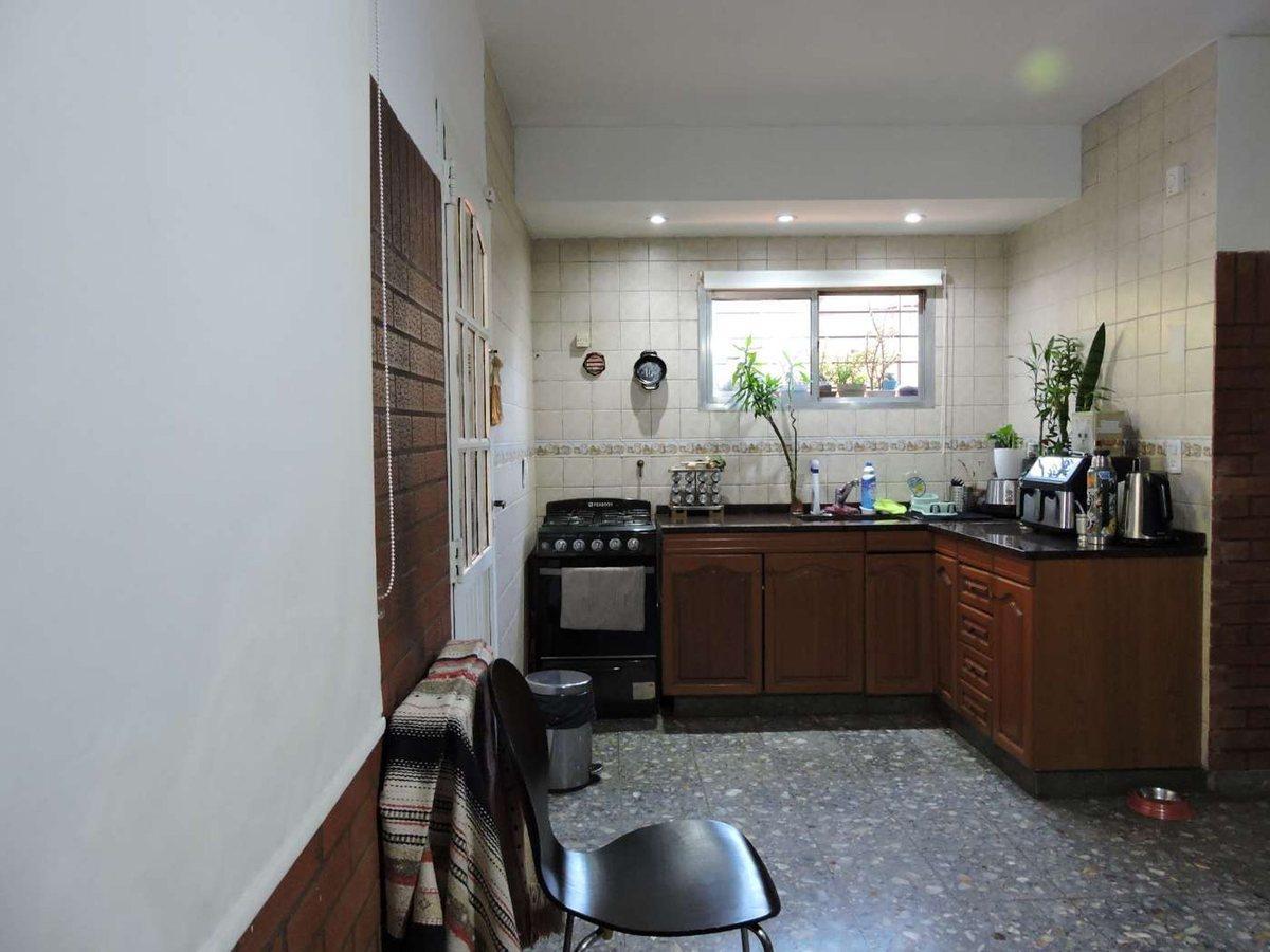 Foto de VENTA CASA 4 AMBIENTES PILETA PARRILLA SAN JUSTO, imagen 3