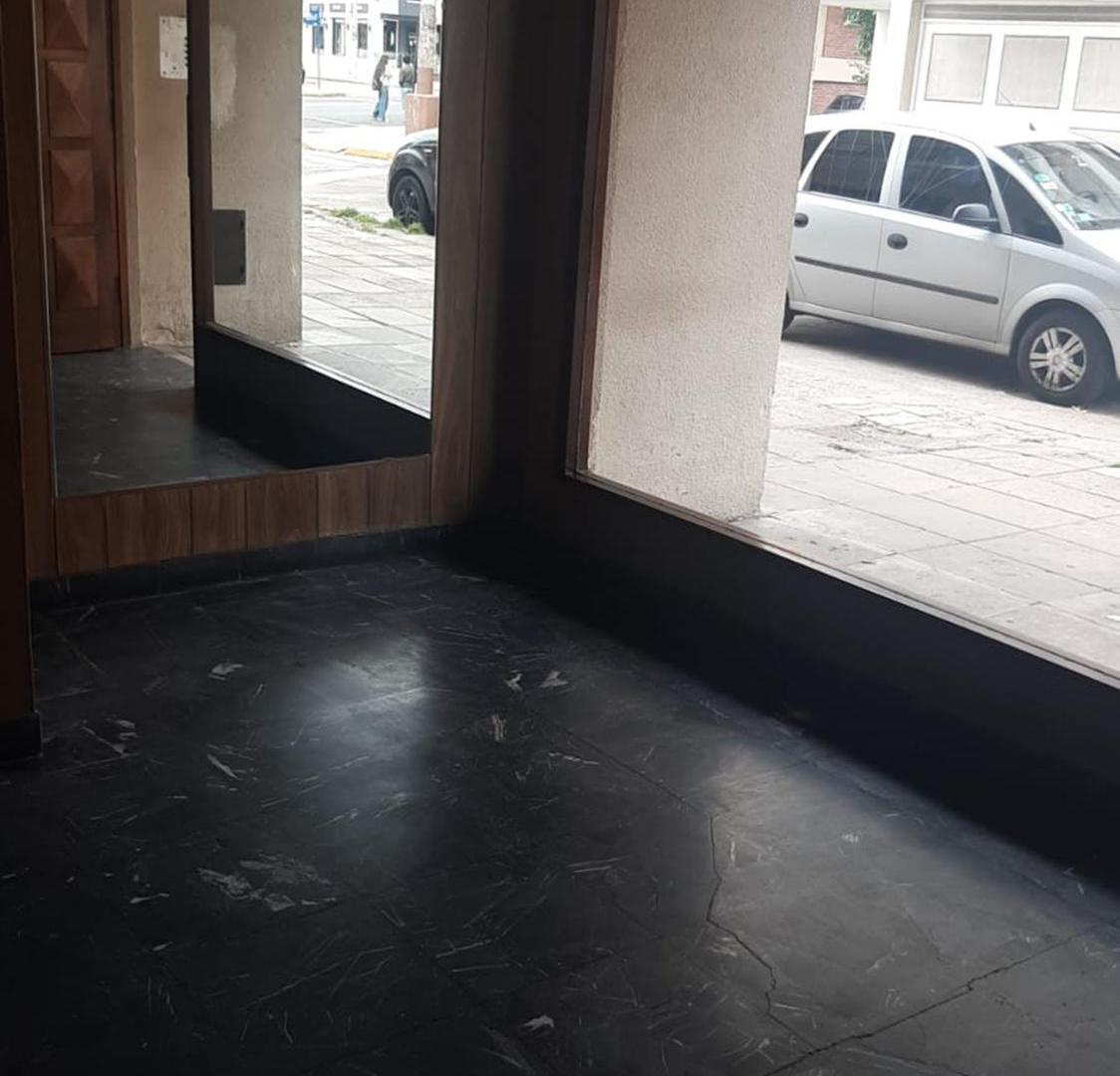 Foto de VENTA DEPARTAMENTO 3 AMB.EN RAMOS MEJÍA CON BALCÓN, imagen 3