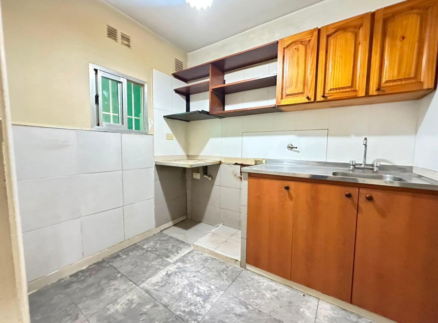 Foto de VENTA PH 5 AMB PIÑEYRO AVELLANEDA SIN EXPENSAS, imagen 3
