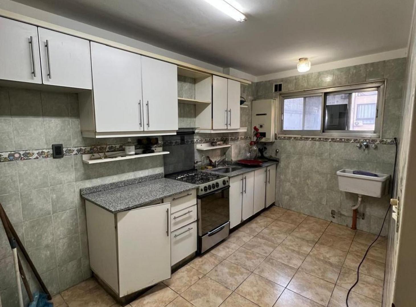 Foto de VENTA DEPTO 3 AMBIENTES EN BALVANERA A REFACCIONAR, imagen 5