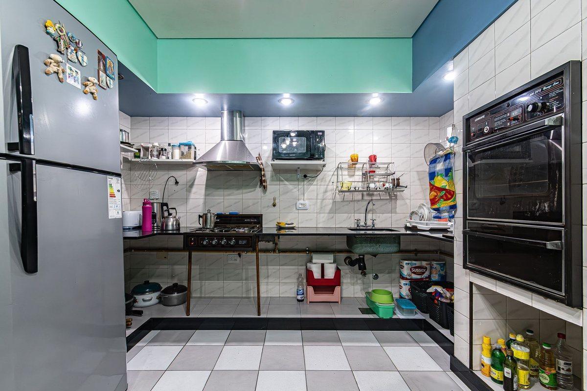 Foto de VENTA CASA 5 AMB CON TERRAZA Y COCHERA EN BARRACAS, imagen 3