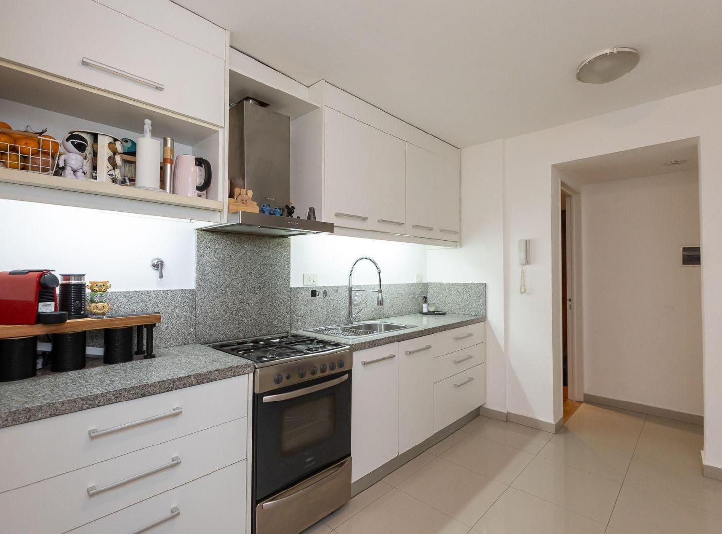 Foto de VENTA DEPARTAMENTO 4 AMBIENTES COCHERA RECOLETA, imagen 4