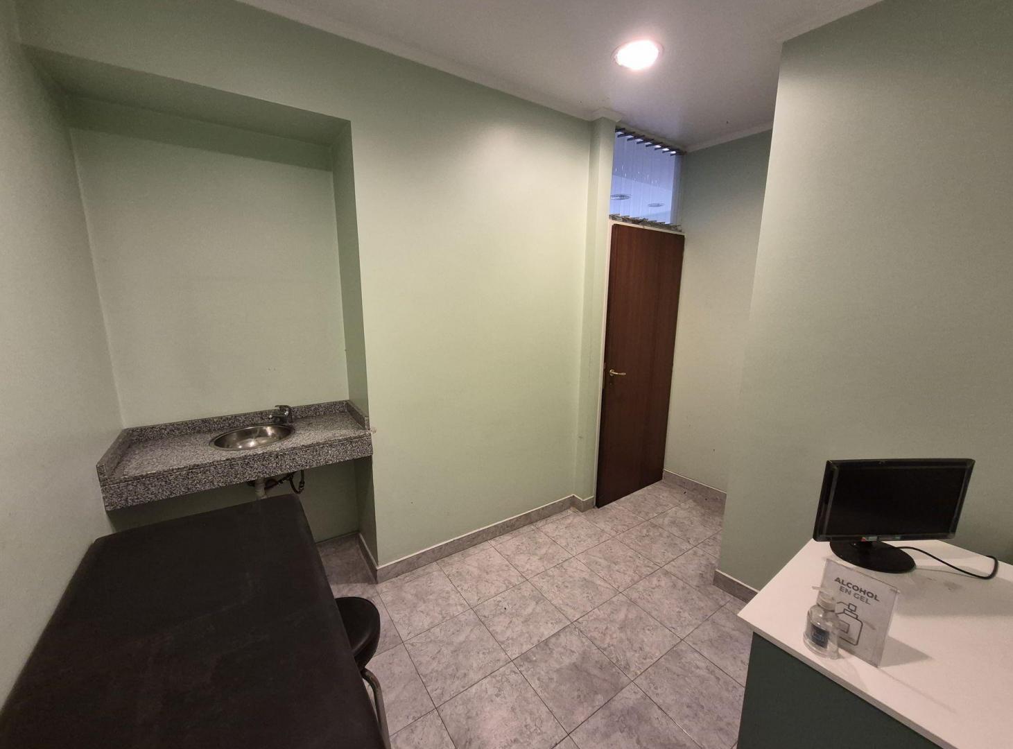 Foto de VENTA CONSULTORIOS EN LANUS IDEAL INVERSIÓN, imagen 5