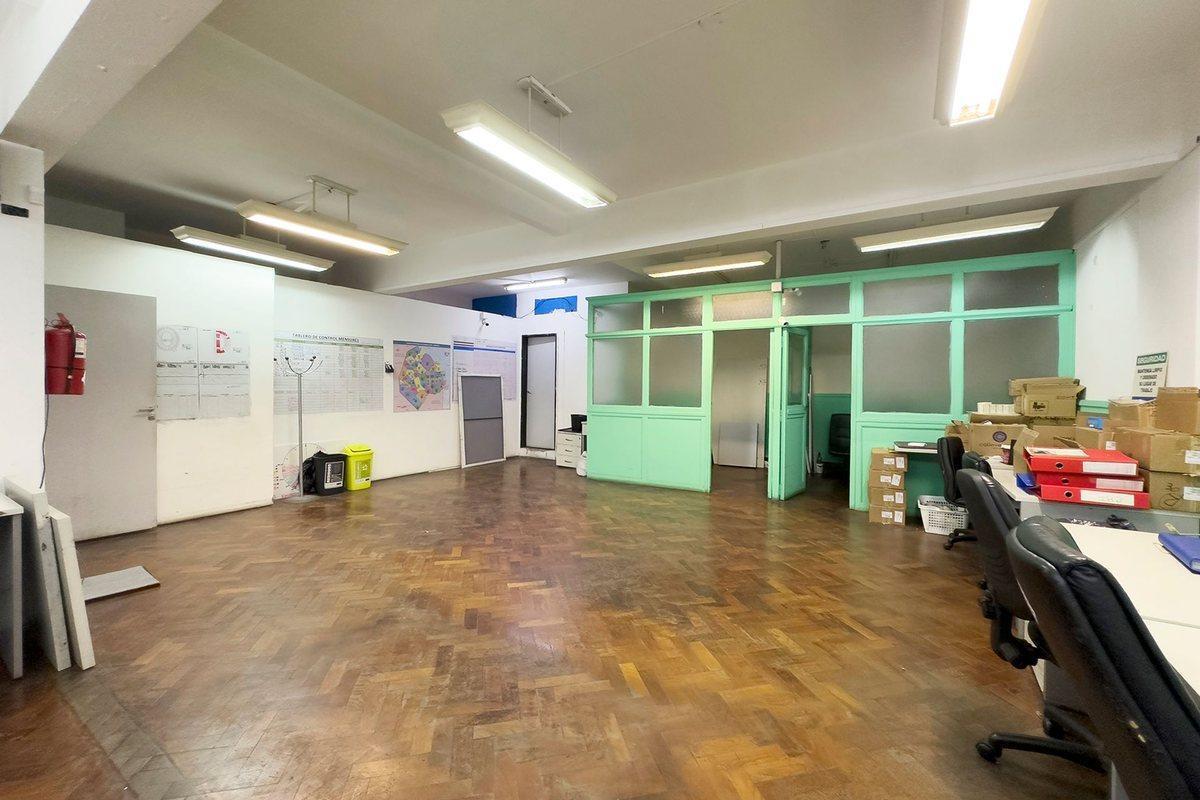 Foto de VENTA OFICINA MONSERRAT, imagen 3