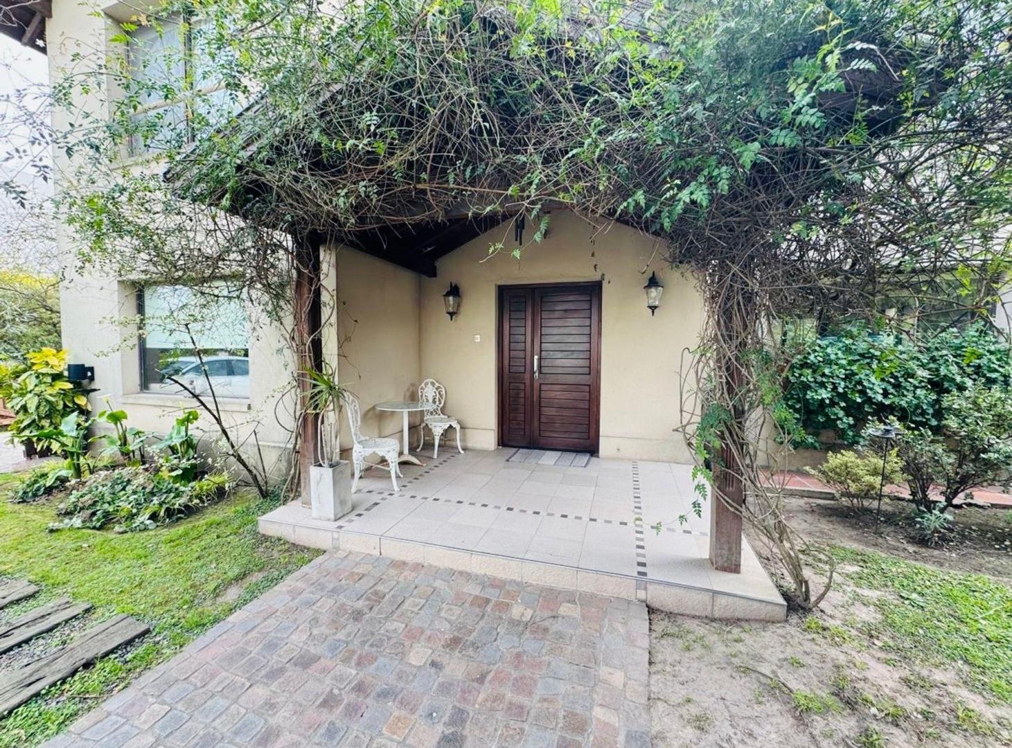Foto de CASA EN VENTA BARRIO EL ROCIO, imagen 1