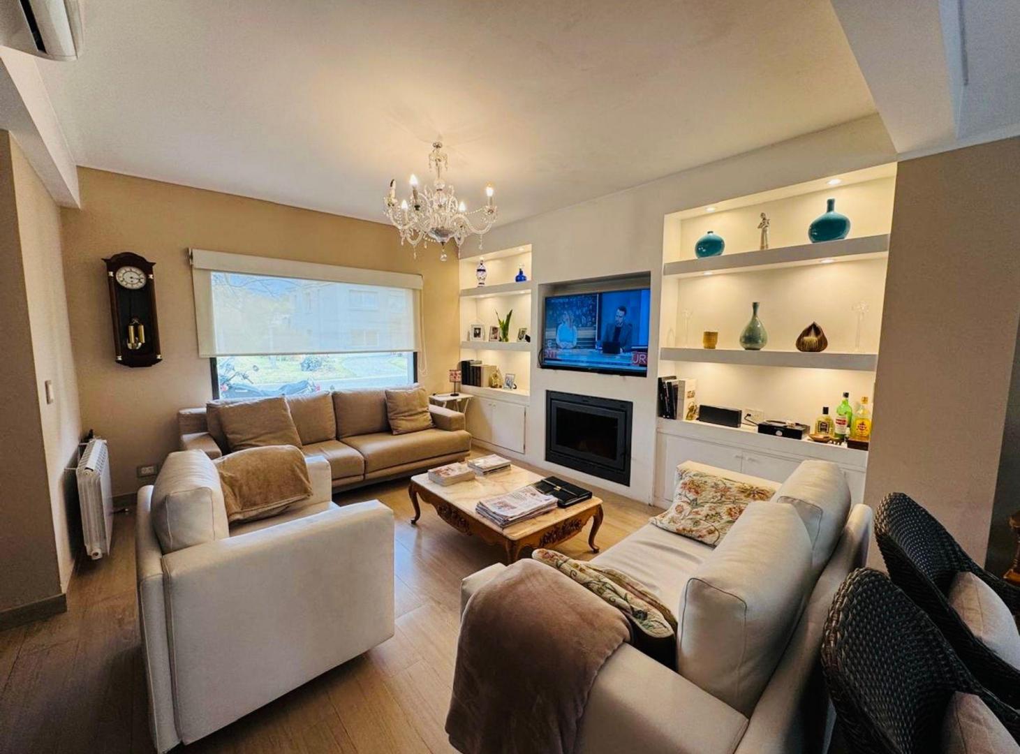 Foto de CASA EN VENTA BARRIO EL ROCIO, imagen 2