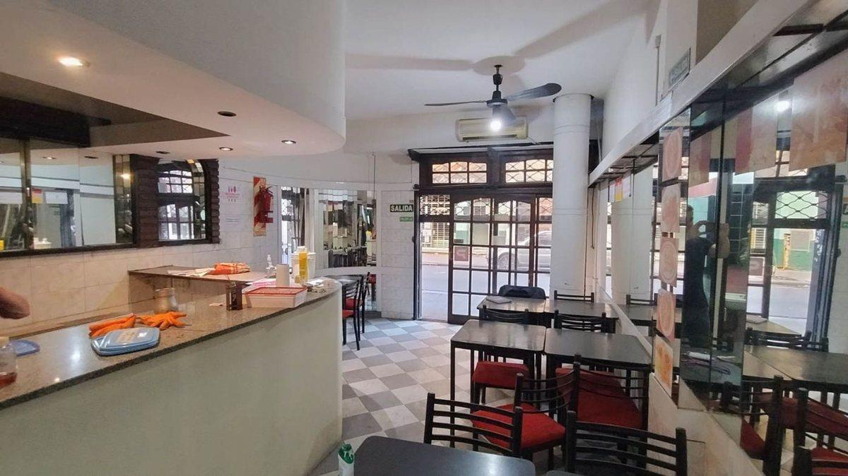 Foto de VENTA LOCAL COMERCIAL CON DEPÓSITO EN MONSERRAT, imagen 1