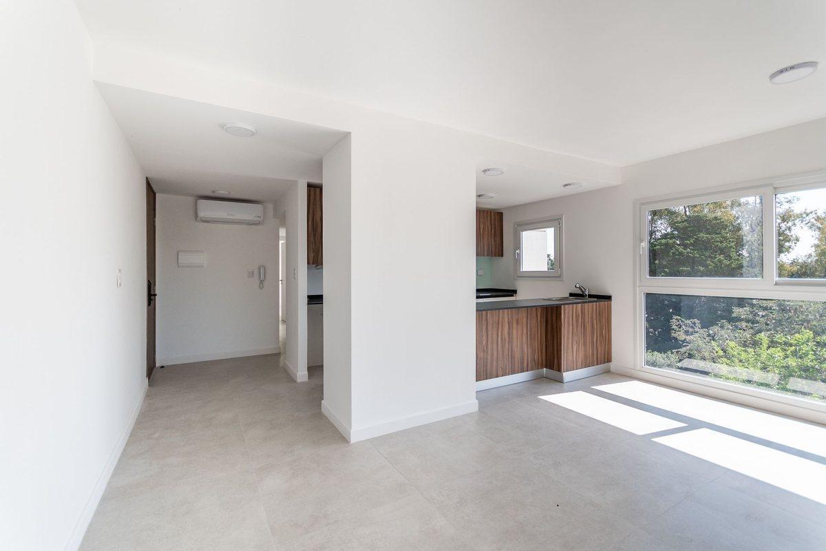 Foto de VENTA DEPTO 4 AMB ESCOBAR CON COCHERA, imagen 1