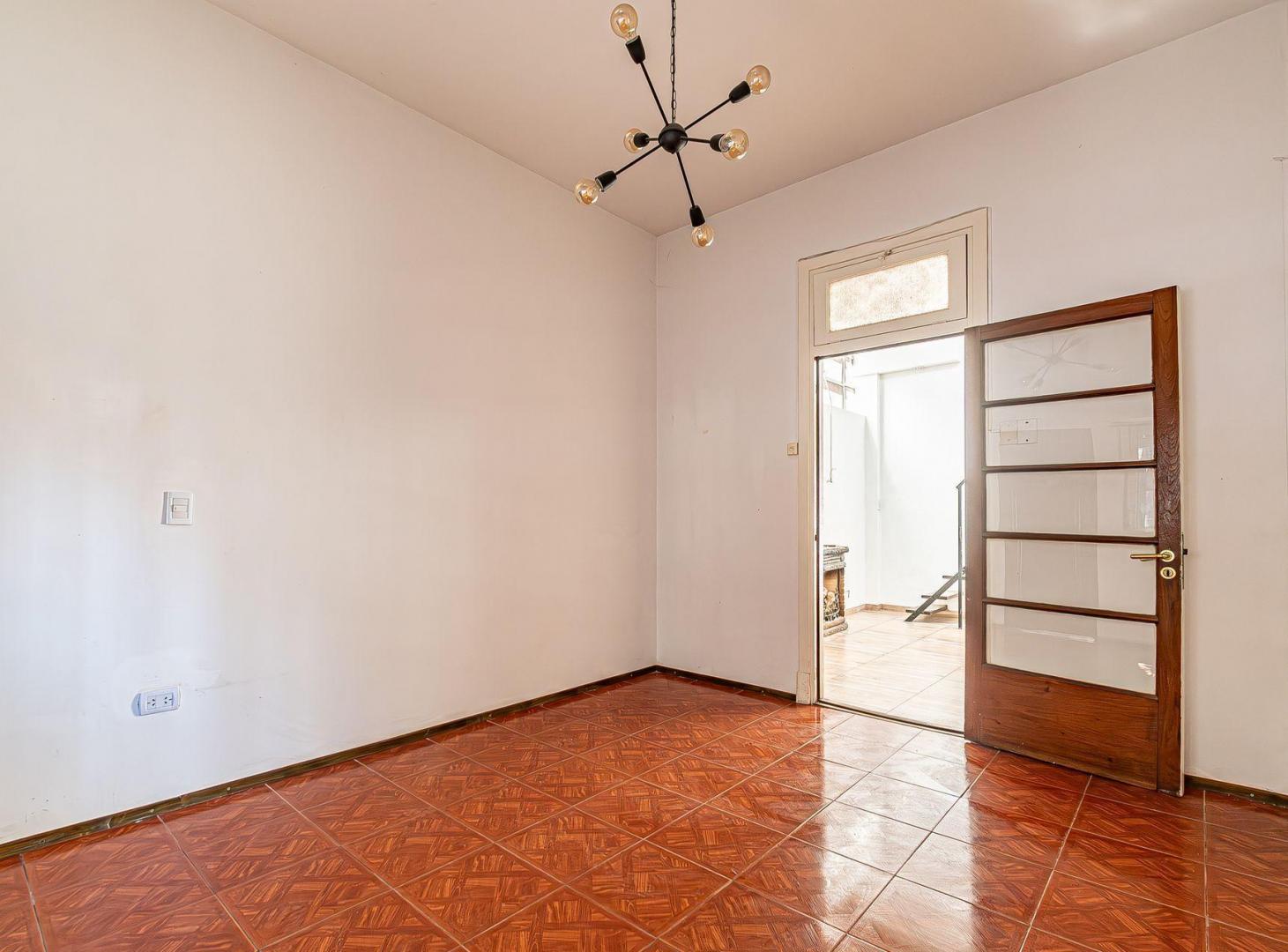 Foto de VENTA PH 3 AMB BARRACAS CON TERRAZA SIN EXPENSAS, imagen 3