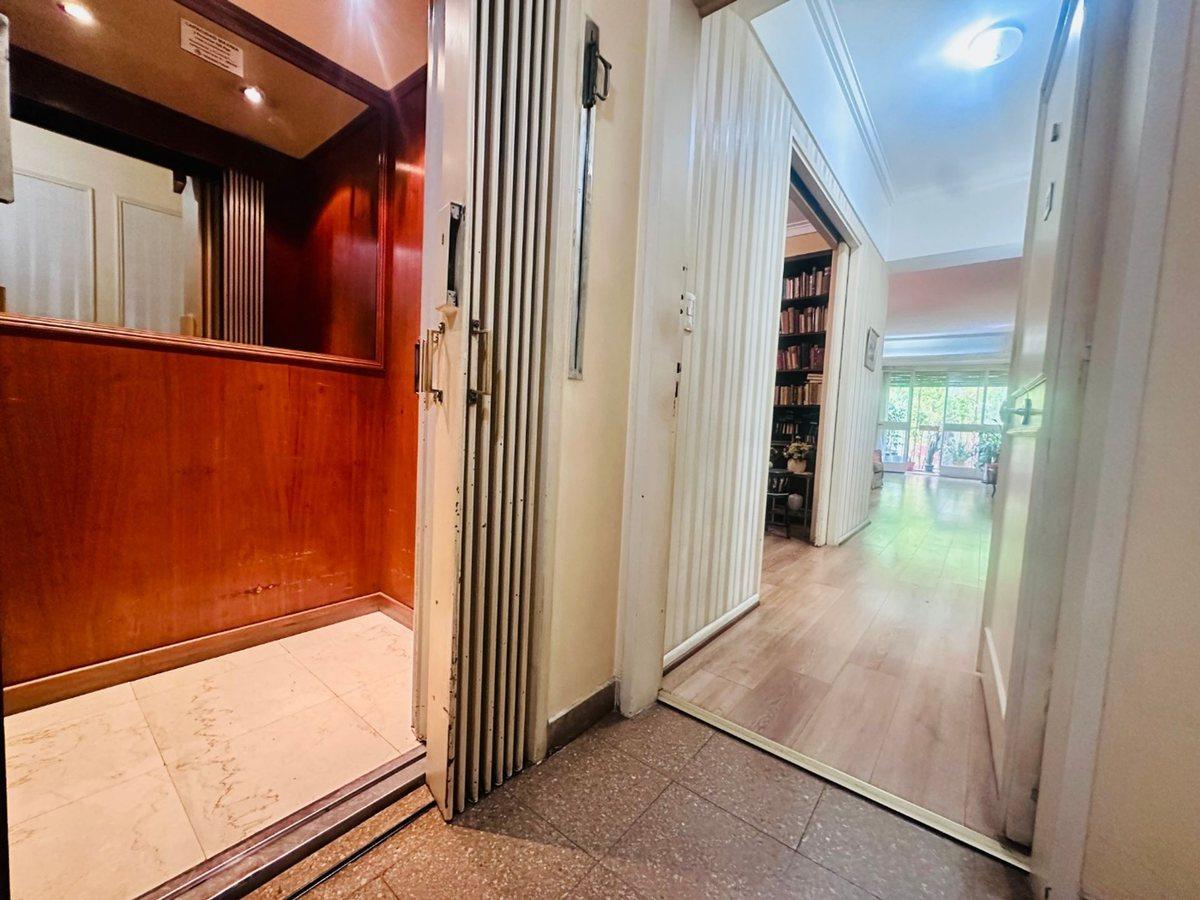 Foto de SEMIPISO EN VENTA RECOLETA 5 AMBIENTES, imagen 4