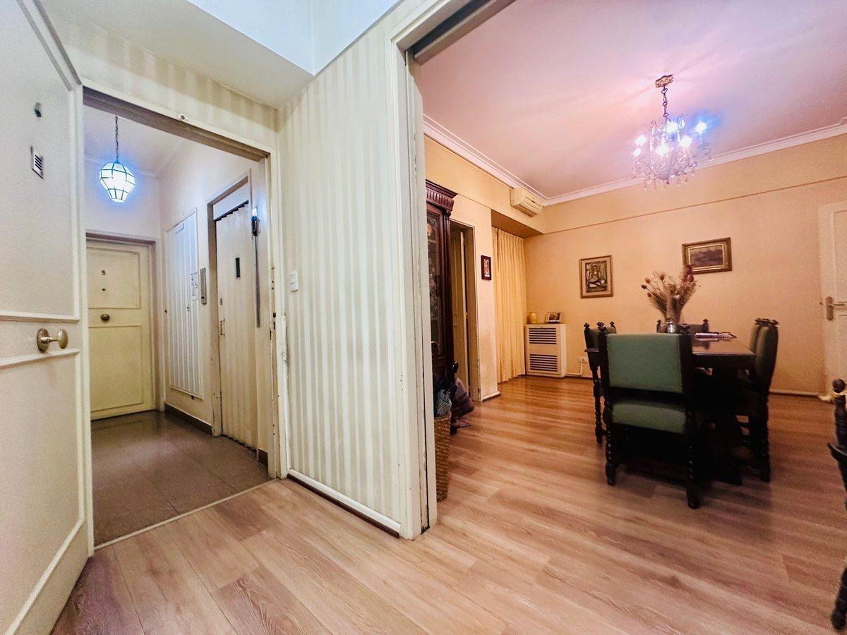 Foto de SEMIPISO EN VENTA RECOLETA 5 AMBIENTES, imagen 2