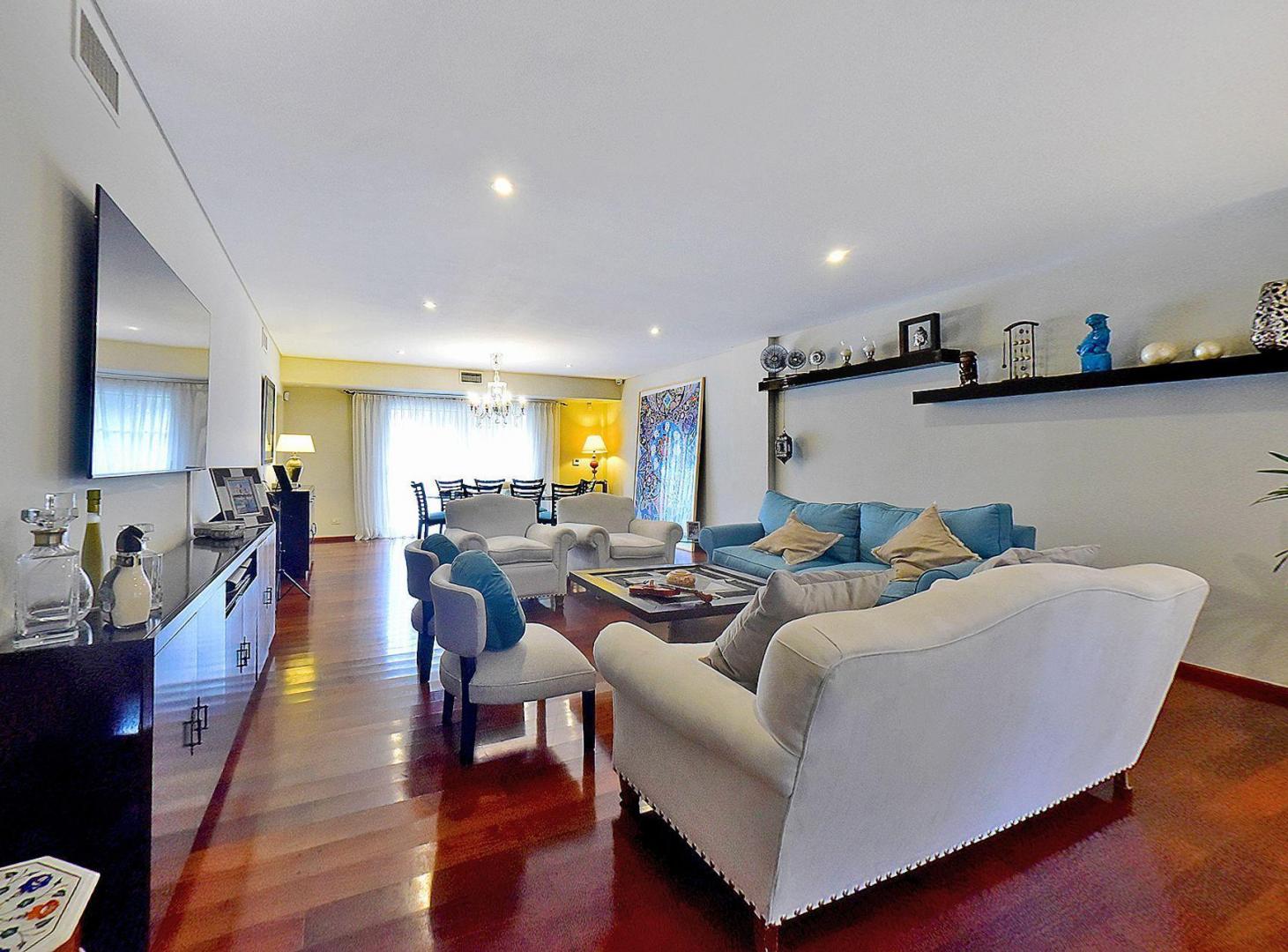 Foto de VENTA CASA 5 AMBIENTES MARTINEZ PILETA Y QUINCHO, imagen 5