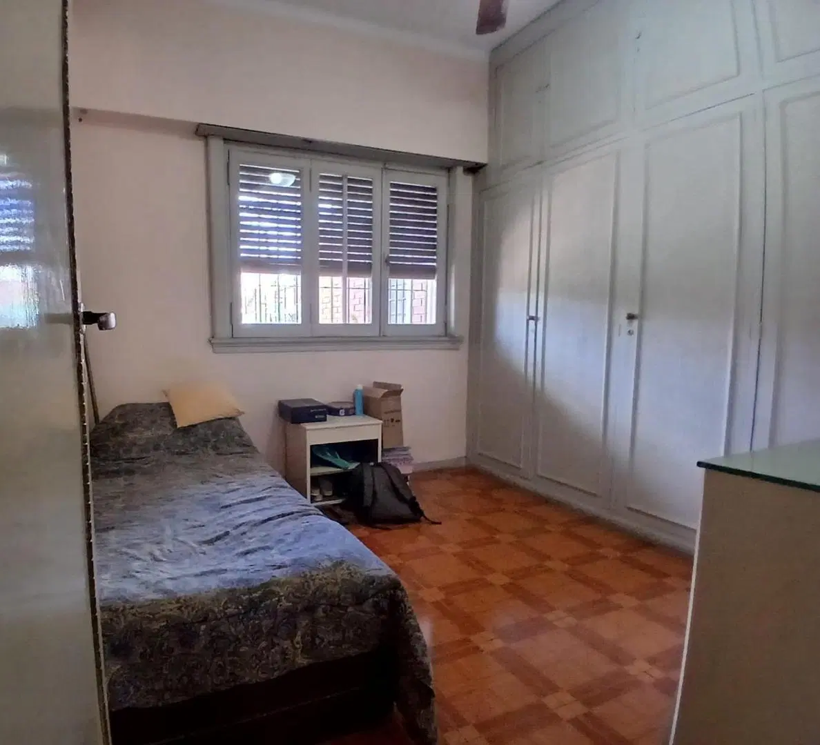 Chalet de 5 ambientes en Olivos Golf, para actualizar 1