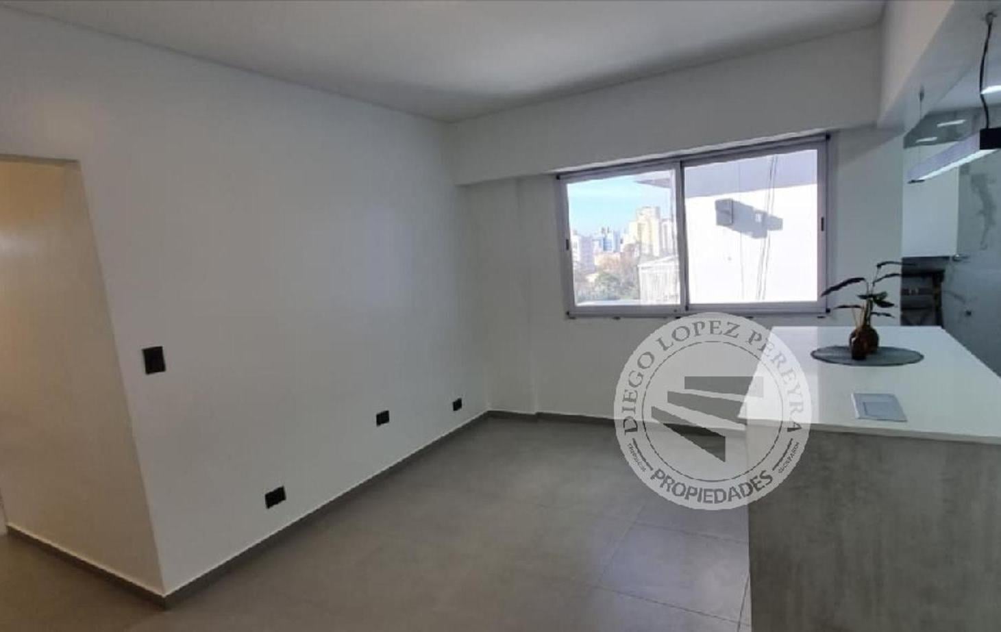 Excelente departamento de 3 amb. piso alto en Olivos Centro