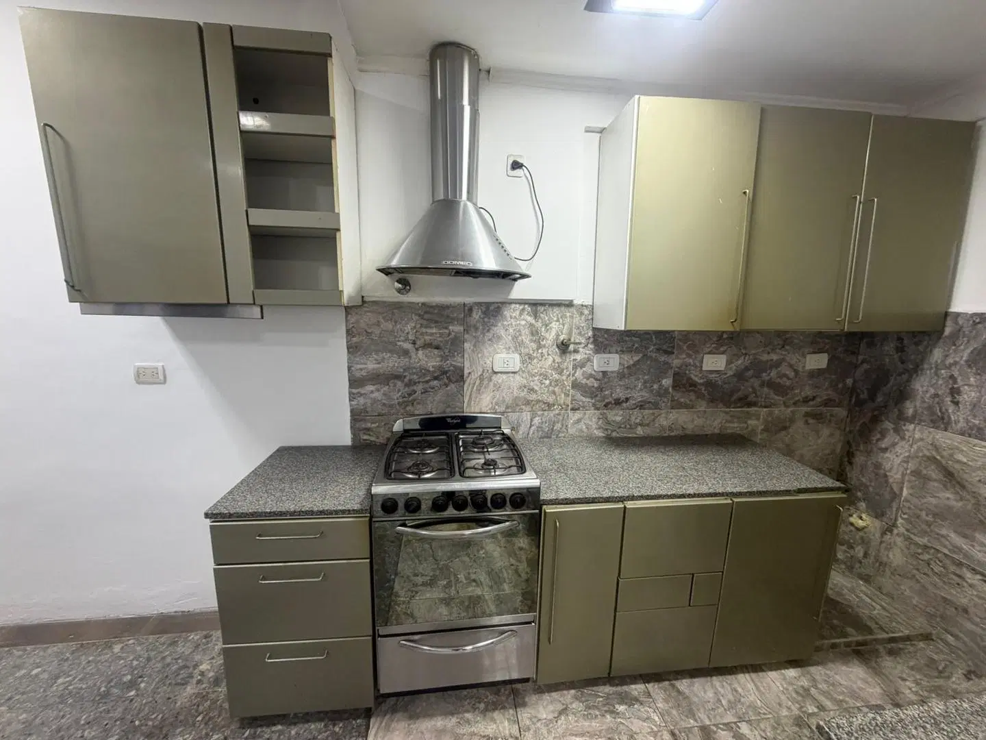 Casa 3 ambientes con Jardin en Carapachay 5